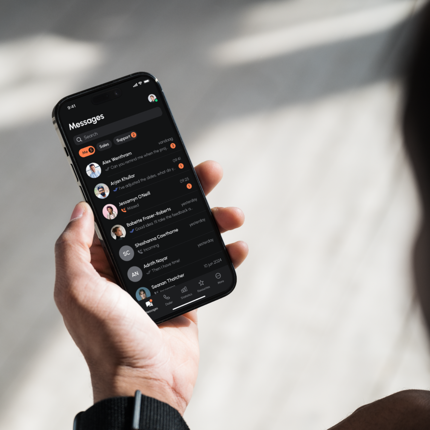 Xelion Phone Mockup.png